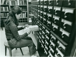 student-using-the-card-catalog-1971